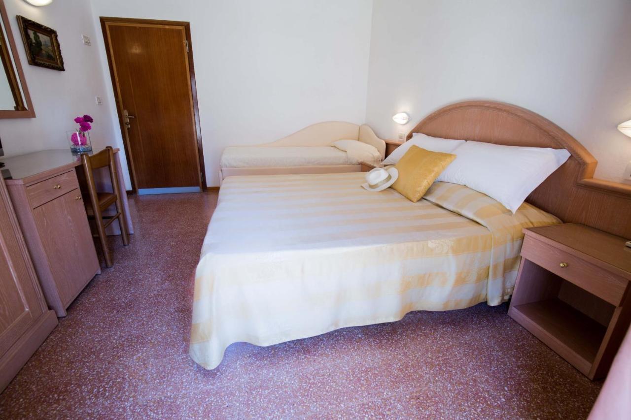 Hotel Villa Sole Resort Bellaria-Igea Marina Exterior photo